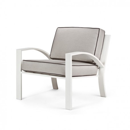 WYNWOOD Lounge Chair AV 2100L